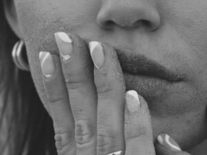Minimalist Manicures Thatll Make You Look Like a Nail Artist Without Breaking a Sweat