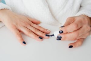 Short Nails Are the Ultimate Mani Hack for 2026