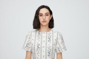 High-Rise Jeans Are BackHeres How to Rock Them in 2026