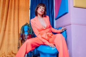 Spring 2026s Jewelry Trends Thatll Make Your Outfit Pop